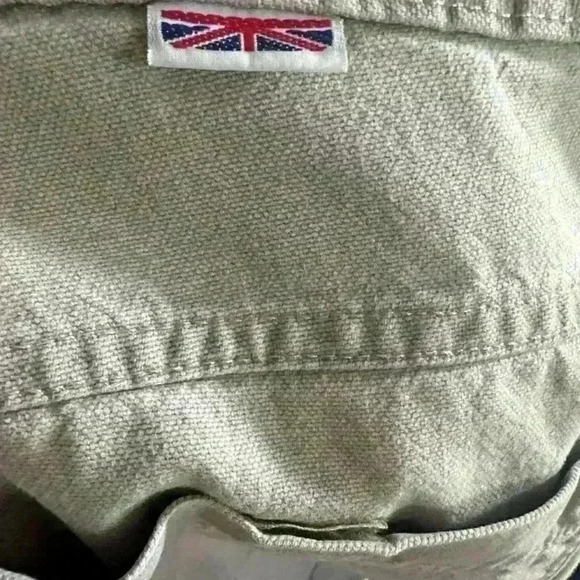 Men’s Khaki carpenter style cargo pants. 30” waist. 41” long. 29.5 inseam - Picture 8 of 8